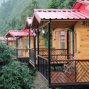 Deluxe Double or Twin Room Mountain View